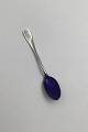 A Michelsen 
Sterling Silver 
Ida Salt Spoon 
(Blue enamel) 
Measures 6.8 cm 
(2.67 inch)