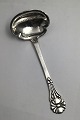 Kay Bojesen 
Silver 
Ornamental 
Gravy Ladle 
Measures 18.3 
cm (7.20 inch)