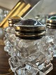 Crystal salt 
shaker, 
sterling silver 
top with 
enamel, art 
deco, 1920s, 
nice and good 
condition