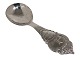 Large silver 
memorial spoon 
from 1919 with 
the text 
"Fædrearv 
værnedes til 
egn tarv".
Length ...