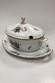 Royal 
Copenhagen 
Saxon Flower 
Light Tureen 
No. 1666 and 
Platter No. 
493/1671
Has a small 
chip ...