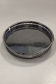 English Silver 
Plated Serving 
tray, Made in 
England
Diameter 23,7 
cm / 9.33 in.