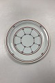 Bing and 
Grøndahl Tivoli 
Large Plate / 
Cake Dish No. 
624/304. 
Measures 27 cm 
/ 10.62 in.