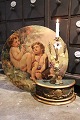 Old French 
1800s oil 
painting on 
canvas with a 
motif of 2 
small angels. 
The painting 
(the canvas ...