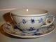 Royal 
Copenhagen Blue 
Fluted Plain, 
Tea cup and 
saucer.
Decoration 
number 1/315
The cup ...