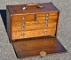 American tool 
box in polished 
oak, New York, 
1922. Union 
Tade Mark Tools 
Chest Co. Inc. 
...