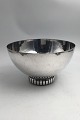 Cohr Sterling 
Sølv Moderne 
Skål 
Måler H 10.8 
cm (4.25 inch) 
Diam 19 cm 
(7.48 inch) 
Vægt 570 gr ...