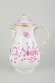 Meissen, “Pink 
Indian”
Coffee pot, 
early 20th 
century.
Porcelain 
coffee pot with 
lid, ...