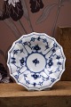 Old Blue Fluted 
Plain 16-sided 
bowl from Royal 
Copenhagen.
H: 3.5cm. 
Dia.: 15cm. 
RC.1/140. ...