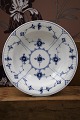 Extra deep Blue 
Fluted plate 
from Royal 
Copenhagen, 
from 1898-1923. 
Decoration 
number: 1/166. 
...