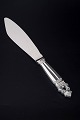 Georg Jensen
Cake knife, 
“Acorn / 
Konge”.
Sterling 
silver and 
stainless 
steel, after 
...