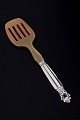 Georg Jensen
Sardine fork, 
“Acorn / 
Konge”.
Sterling 
silver, 
1933–44.
Elegant 
sardine fork 
...