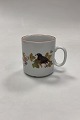 Mads Stage 
Annuel Mug - 
Blackbird 2006. 
Manufacturer: 
Seltmann 
Weiden. 
Measures 7.5 
cm x 8.3 ...