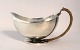Georg Jensen. 
Saucenæb / 
sovseskål med 
håndtag. Harald 
Nielsen. Model 
761. Længde 17 
cm. Højde ...