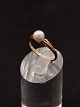 14 carat gold 
ring size 53-54 
with genuine 
pearl stamped 
585 item no. 
623431