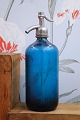 Decorative, old French glass siphon in blue with engraved writing on the side of 
the siphon... Decorative, old French glass siphon in blue with engraved writing on the side of 
the siphon...
