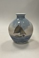 Bing and 
Grondahl Art 
Nouveau Vase 
with ship No. 
8779 / 506
Measures 24 cm 
/ 9.45 in.