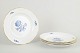 Meissen
4 dinner 
plates, early 
20th century.
Hand-decorated 
porcelain with 
hand-painted 
blue ...