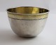 Jens Jensen 
Klitgaard, 
København 
(1679-1747). 
Sølv tumling 
(830). Højde 
4,3 cm. 
Diameter 7 cm. 
...