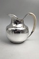 Frantz 
Hingelberg 
Sterling Silver 
Jug
Measures H 14 
cm (5.51 inch) 
Weight 433 gr 
(15.28 oz)