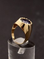14 carat gold ring with amethyst