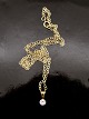 8 carat gold 
small pendant 
with zircon