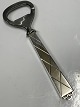 Beer opener in 
Sterling silver
Stamp: 
Sterling
Length 12.3 cm
Nice condition 
and packed in 
...