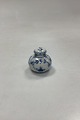 Royal 
Copenhagen Blue 
Fluted Half 
Lace Salt 
Shaker No.712.  
Missing stopper 
(Earplugs can 
be ...