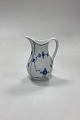 Royal 
Copenhagen Blue 
Fluted Plain 
Cream Jug No. 
385. Has small 
chips at the 
bottom, see 
photo. ...