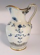 Bing & 
Gröndahl. 
Butterfly with 
gold. Water 
jug. Height 21 
cm. (1 quality)