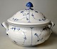 Royal 
Copenhagen 
round tureen, 
no. 2, blue 
fluted, 1850 
...