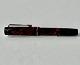Black and 
red-brown 
marbled Penol. 
No. 1 fountain 
pen. Appears in 
good condition 
without damage 
...
