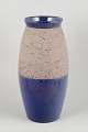 Mari Simmulson for Upsala Ekeby“Atoll” vase, 1960s.Monumental and rare vase from Simmulson’s ...