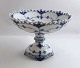 Royal Copenhagen. Blue fluted, full lace. Cake bowl on foot. Model 1020. Height 14.5 cm. ...