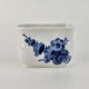 Tandstikholder i kongeligt porcelæn fra stellet Blå BlomstNr 10/1801Producent Royal ...
