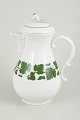 Meissen, coffee pot from the green vine leaf series.