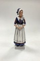 Dahl Jensen Figurine Hedebo Girl No. 1142.  Peasant girl in regional costume. 1st Quality. ...