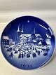 Christmas plate Desiree Denmark 1994A piece of pearl stringOld Copenhagen blueHans ...