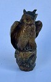 Smalll and very elegant solid bronze owl figurine. Many fine details. In perfect condition. Not ...
