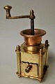 Small antique coffee grinder in brass/copper, 19th century. Denmark. H.: 18 cm. With funnel, ...