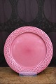 Bing & Grondahl Kronjyden - Pink Cordial lunch plate.Dia.: 21.5cm. Decoration number: B&G 326. ...