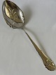 Serving spoon French Lily SilverLength 23.5 cm.Beautiful and well maintainedThe cutlery is ...