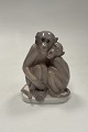 Bing and Grondahl Figurine of 2 monkeys No. 1647Measures 14cm / 5.51 inchHas a chip on ...