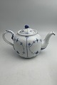 Bing and Grøndahl Blue Traditional / Blue Fluted Tea Pot No. 656 or 92C. Measures 17 cm / 6.69 ...