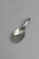 Georg Jensen Sterling Silver Ornamental Salt Spoon No 110. Measures 4,1cm / 1.61 inch