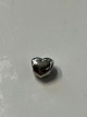 Beautiful little charm, made of 925 sterling silver, with a motif like a heart. From Pandora. ...
