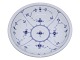 Blue Fluted PlainLarge and rare round bowl 26.7 cm.