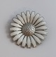 Georg Jensen. Daisy brooch in sterling silver (925). Diameter 4.2 cm