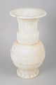 Large alabaster vase from Italy.Very large and heavy decorative vase crafted in solid ...