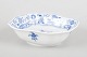 Meissen Blue Onion, bowl.Porcelain bowl with hand-painted cobalt-blue decoration in the ...